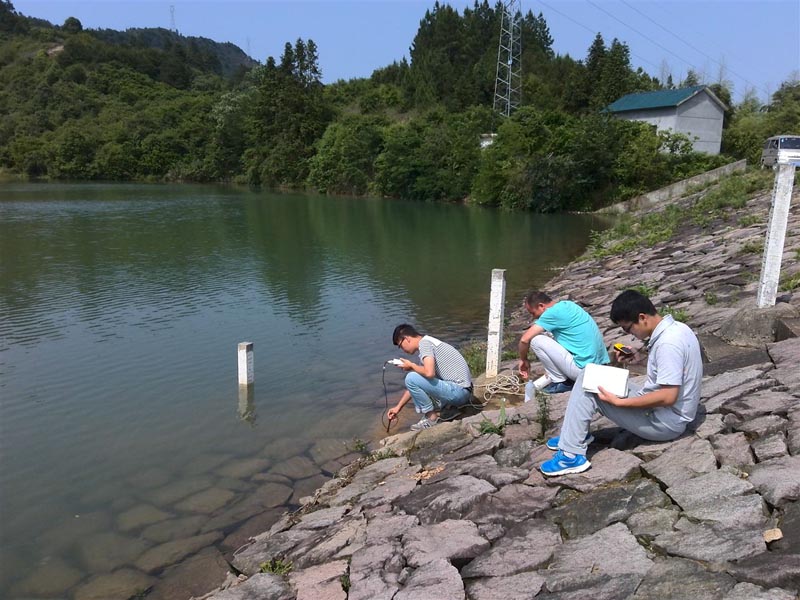 遵義市4名環(huán)保工作人員偷排污水被判刑！期限內不得從事化工、環(huán)保等職業(yè)